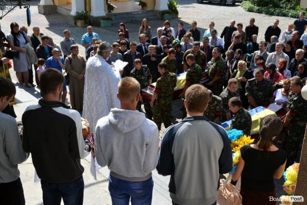 У Луцьку провели в останню путь двох бійців 51-ої бригади. ФОТО