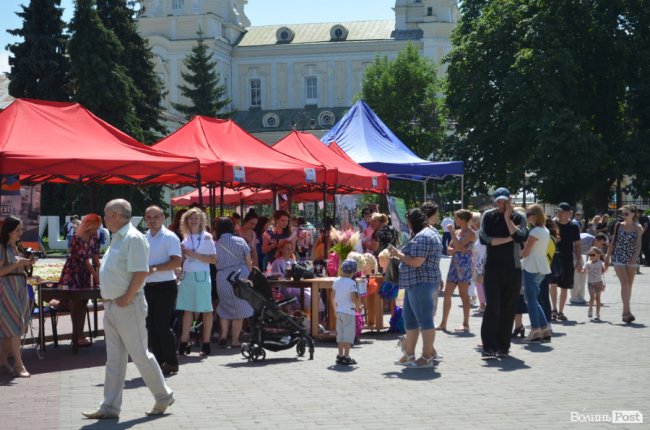 «Територія майстерності»: у центрі Луцька – салон краси, ресторан і кузня просто неба. ФОТО