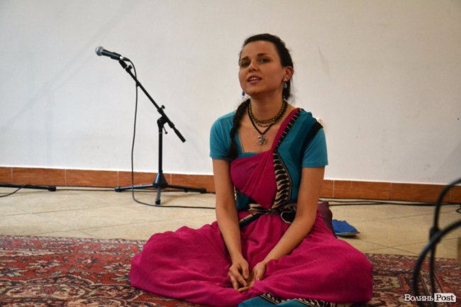 Анна Боброва