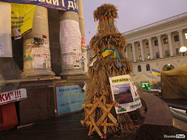 Майдан буденний. НОТАТКИ ОЧЕВИДЦЯ. ФОТО