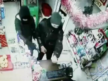 Правоохоронці викрили двох волинян, які грабували магазини