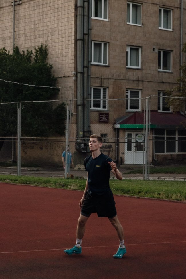 Волейболісти-переселенці: за команду з Рожища грають хлопці з Бахмута та Харкова