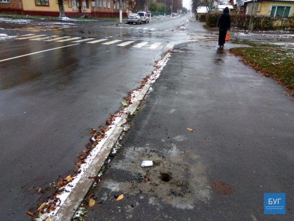 У Нововолинську поцупили дорожній знак