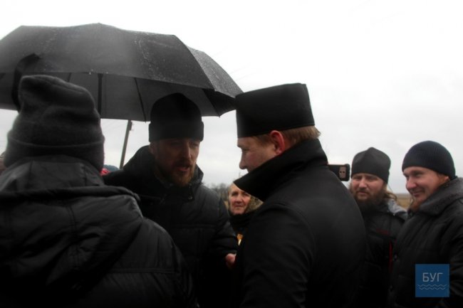 Церковний конфлікт між УПЦ (МП) і ПЦУ у Володимирі: поліція опечатала храм. ФОТО. ВІДЕО