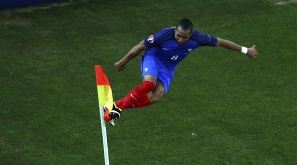 ЄВРО-2016. Ну ви тримайтесь там, хорошого вам настрою. ФОТО