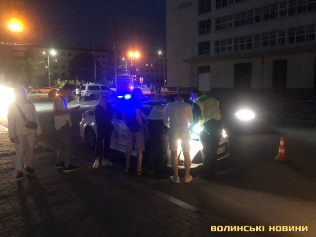 У ДТП в центрі Луцька потрапила маршрутка, водій якої виявився сильно п'яним