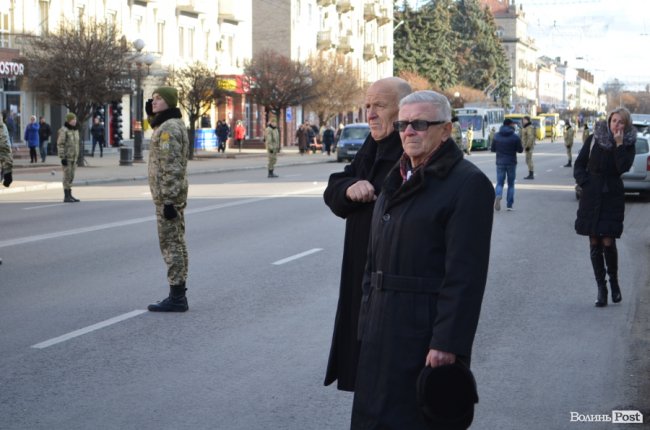 Загинув у день народження: Луцьк попрощався з воїном Віктором Лахаєм. ФОТОРЕПОРТАЖ