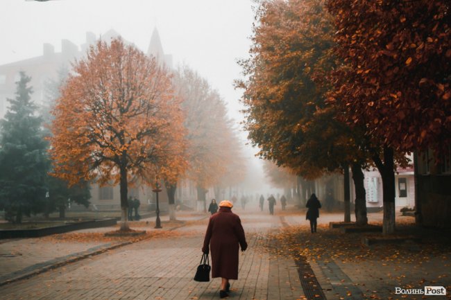 Туманний Луцьк: неймовірні фото 