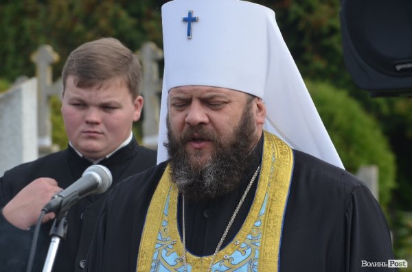 В Гаразджі освятили пам’ятники Героїв, які загинули в АТО. ФОТО