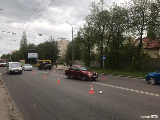 У Луцьку водійка збила 16-річного хлопця: його госпіталізували. ФОТО