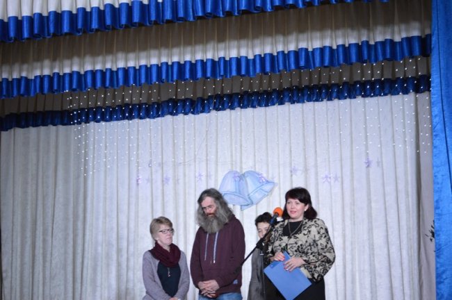 У Ковель з гостинцями для дітей приїхали німецькі благодійники. ФОТО