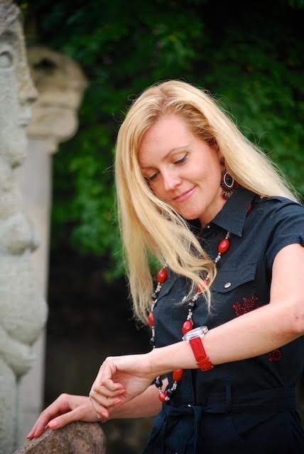 Волонтерки з Луцька, щоб допомогти українським воїнам, спробували себе у ролі моделей. ФОТО