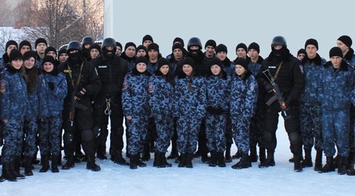 УБОЗівці показали дітям, як лазити по стінах. ФОТО