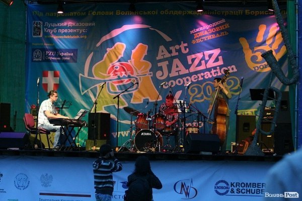 У Луцьку на джазовому фесті обігрували «Металіку». ФОТО