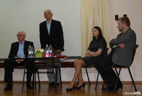 «Українці бояться, самі не знаючи чого», – Євген Сверстюк