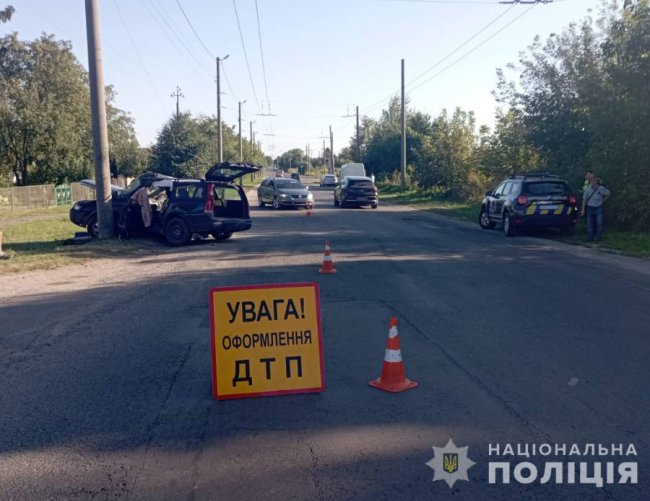 Поблизу Луцька п'яний водій в'їхав у магазин