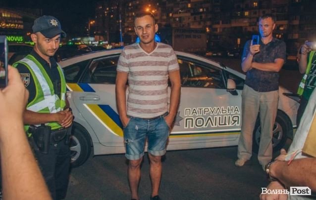 У Києві п’яний водій розбив 7 автівок і заснув перед патрульними