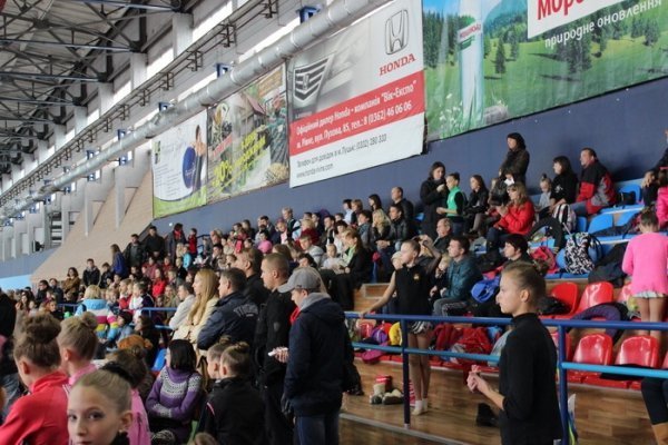 У Луцьку побувала відома гімнастка. ФОТО