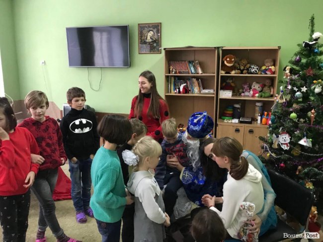 Луцькі студенти влаштували свято для дітей з притулку 