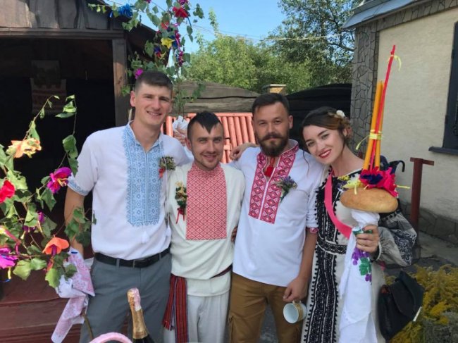 Обряди, короваї і пісні: сільський голова з Волині гучно відгуляв весілля. ФОТО. ВІДЕО