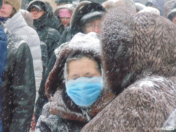 Віче на луцькому Євромайдані. ФОТО