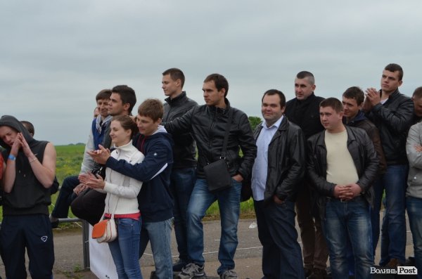 Під Луцьком визначили переможця з дрег-рейсінгу. ФОТО