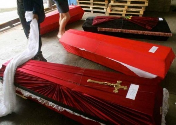 У Росію везуть вбитих терористів. ФОТО