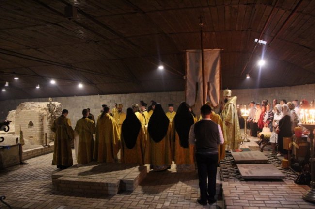 У храмі в Луцькому замку відновлять регулярні служби