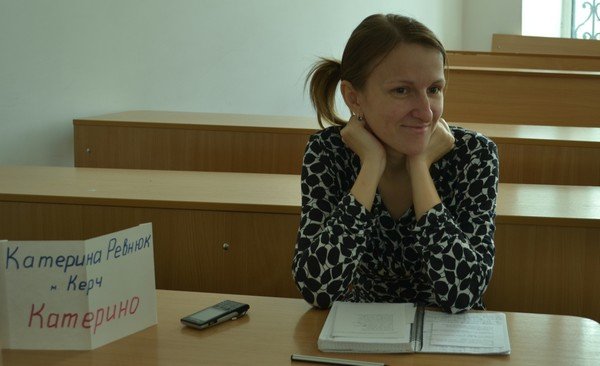 У Луцьку переселенці з Криму вчать українську. ФОТО