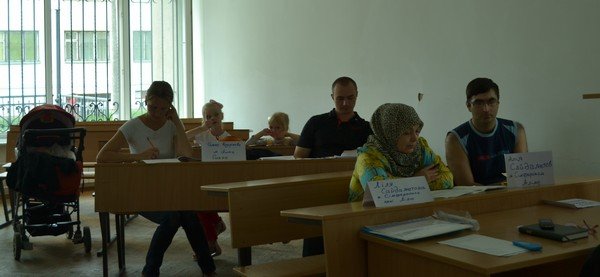 У Луцьку переселенці з Криму вчать українську. ФОТО