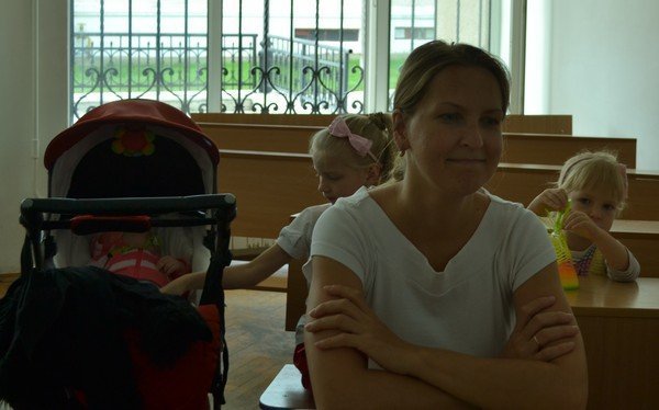 У Луцьку переселенці з Криму вчать українську. ФОТО