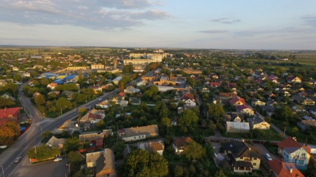 Казкові краєвиди волинського міста з висоти пташиного польоту. ФОТО. ВІДЕО