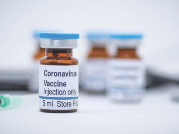 Розповіли, коли у волинських аптеках може з’явитися вакцина проти коронавірусу 