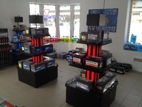 У Луцьку відкрився фірмовий магазин акумуляторів* 