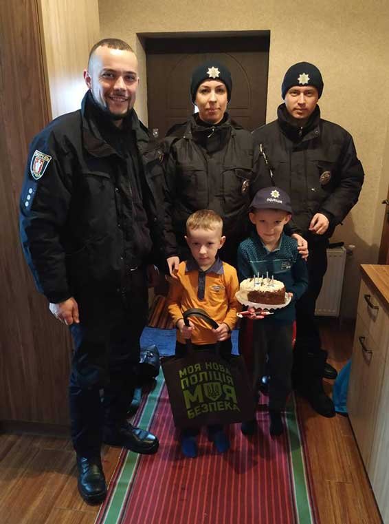 Волинські патрульні здійснили мрію сина загиблого Героя. ФОТО