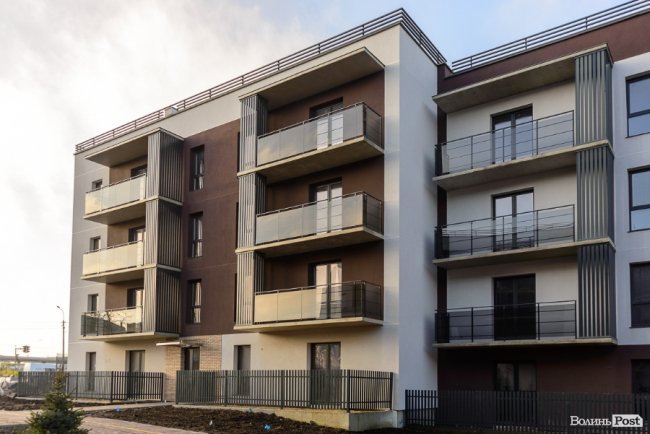 Перше, що впадає у вічі, – оригінальний дизайн фасаду. 