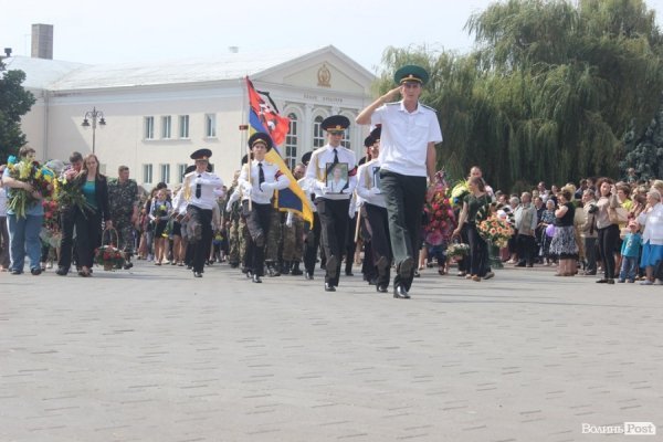  У Луцьку прощалися з загиблими айдарівцями. ФОТО