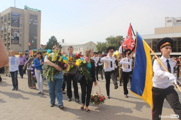  У Луцьку прощалися з загиблими айдарівцями. ФОТО