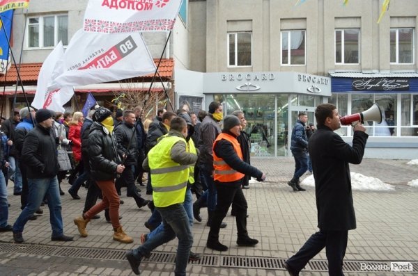 Майдан у Луцьку: Віче і хода на ДПЗ. ФОТО