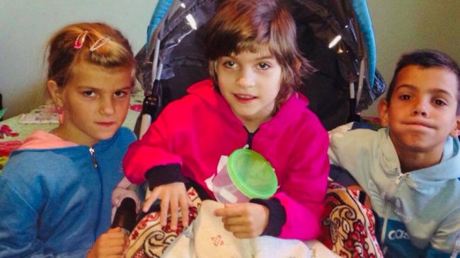 Маленькій волинянці необхідно 50 тисяч гривень на лікування. ФОТО