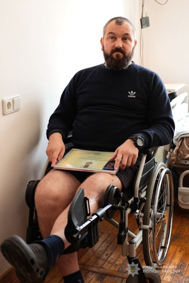 Волинським поліцейським-добровольцям, які захищають Україну, вручили відзнаки