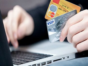 Волинянка «розблокувала» банківську картку і віддала шахраям 14 тисяч гривень