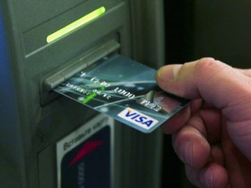 Нічого тюрма не вчить: волинянин 5 років знімав гроші з картки співкамерника