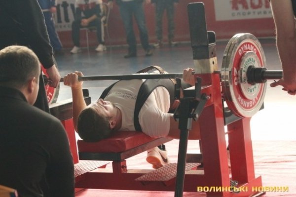 У Луцьку позмагалися найсильніші пауерліфтери. ФОТО