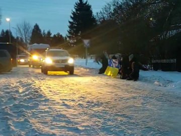 На Волині навколішки зустріли тіло загиблого Героя Володимира Рекуновича