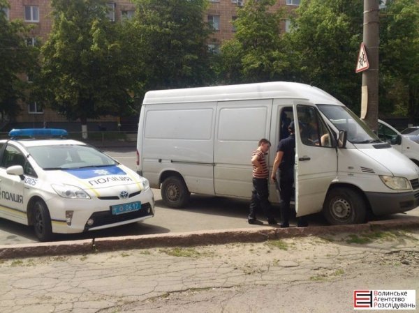 П'яний водій автобуса ледь не спричинив ДТП. ФОТО