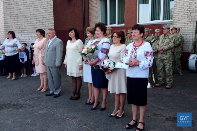 Останній дзвоник у Володимирі. ФОТО