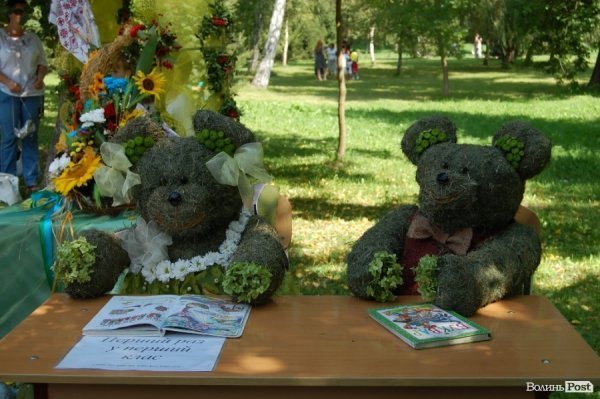 У День міста в Луцьку відбулося свято квітів. ФОТО