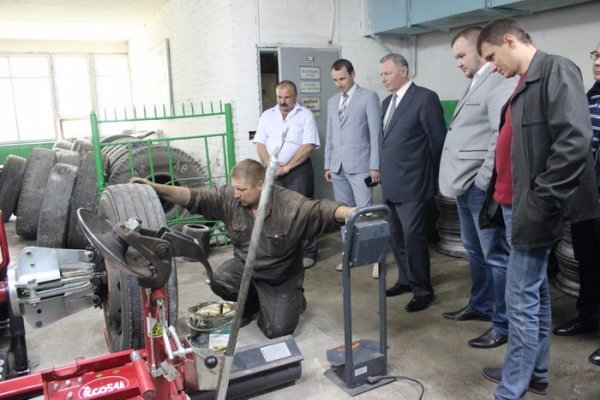 У Луцьку ремонтують тролейбусне депо. ФОТО