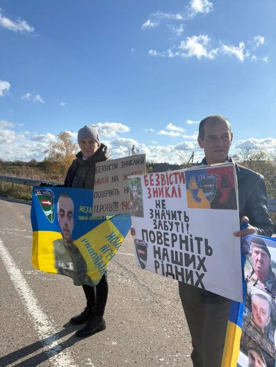 У кількох містах на Волині відбулися акції на підтримку полонених. ФОТО